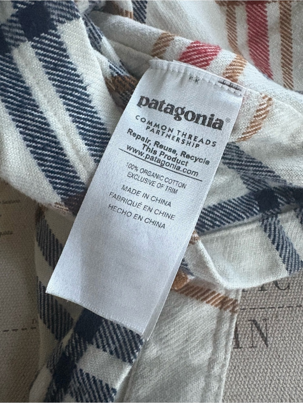 Patagonia Men's
Fjord Flannel
Long Sleeve Shirt Size Small - Picture 7 of 7